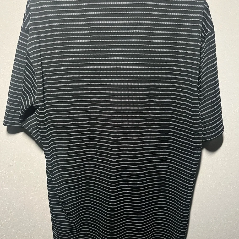 Men’s Black Nike White Striped Short Sleeve Golf Polo Size L